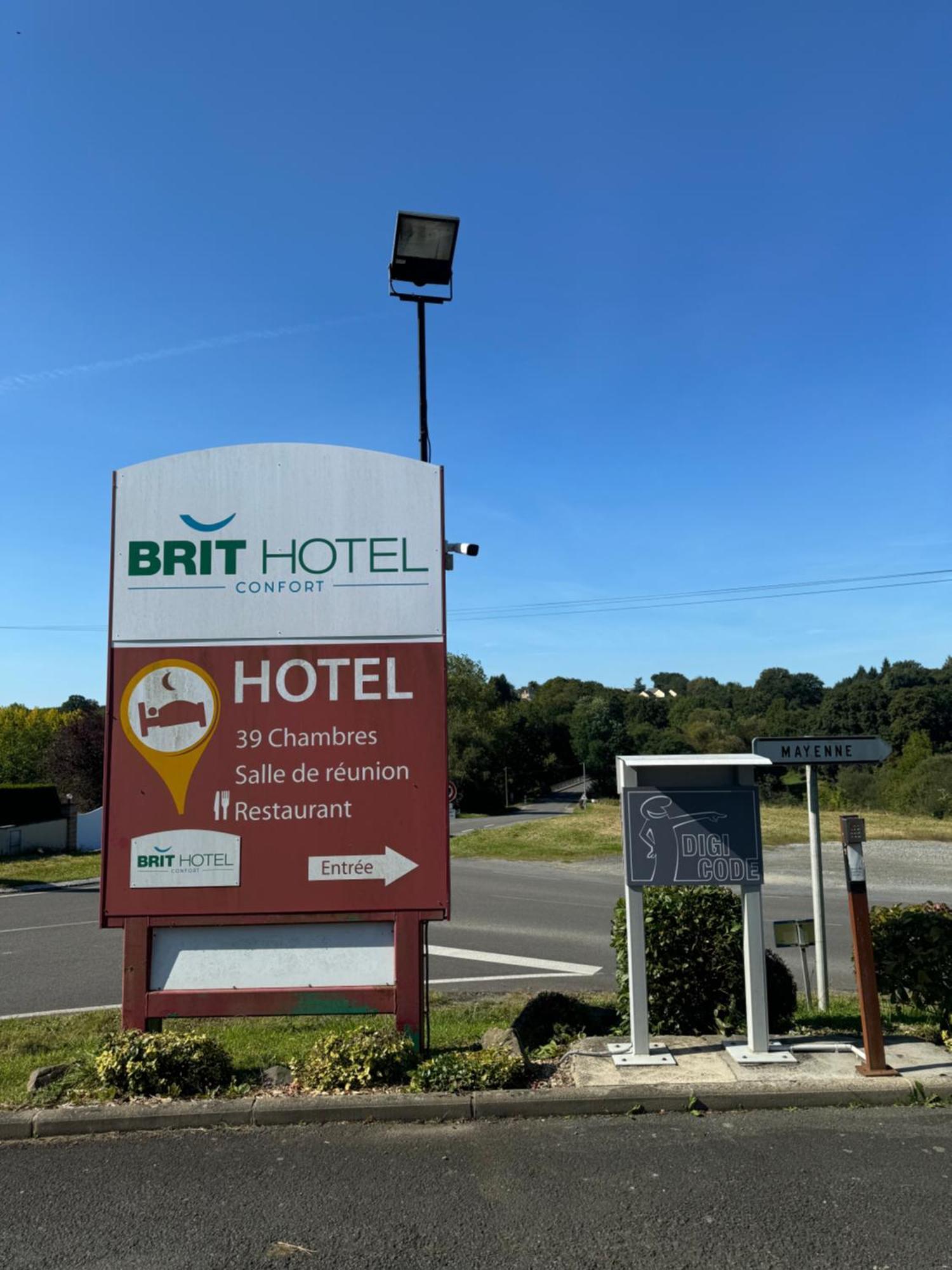 Brit Hotel Mayenne Luaran gambar