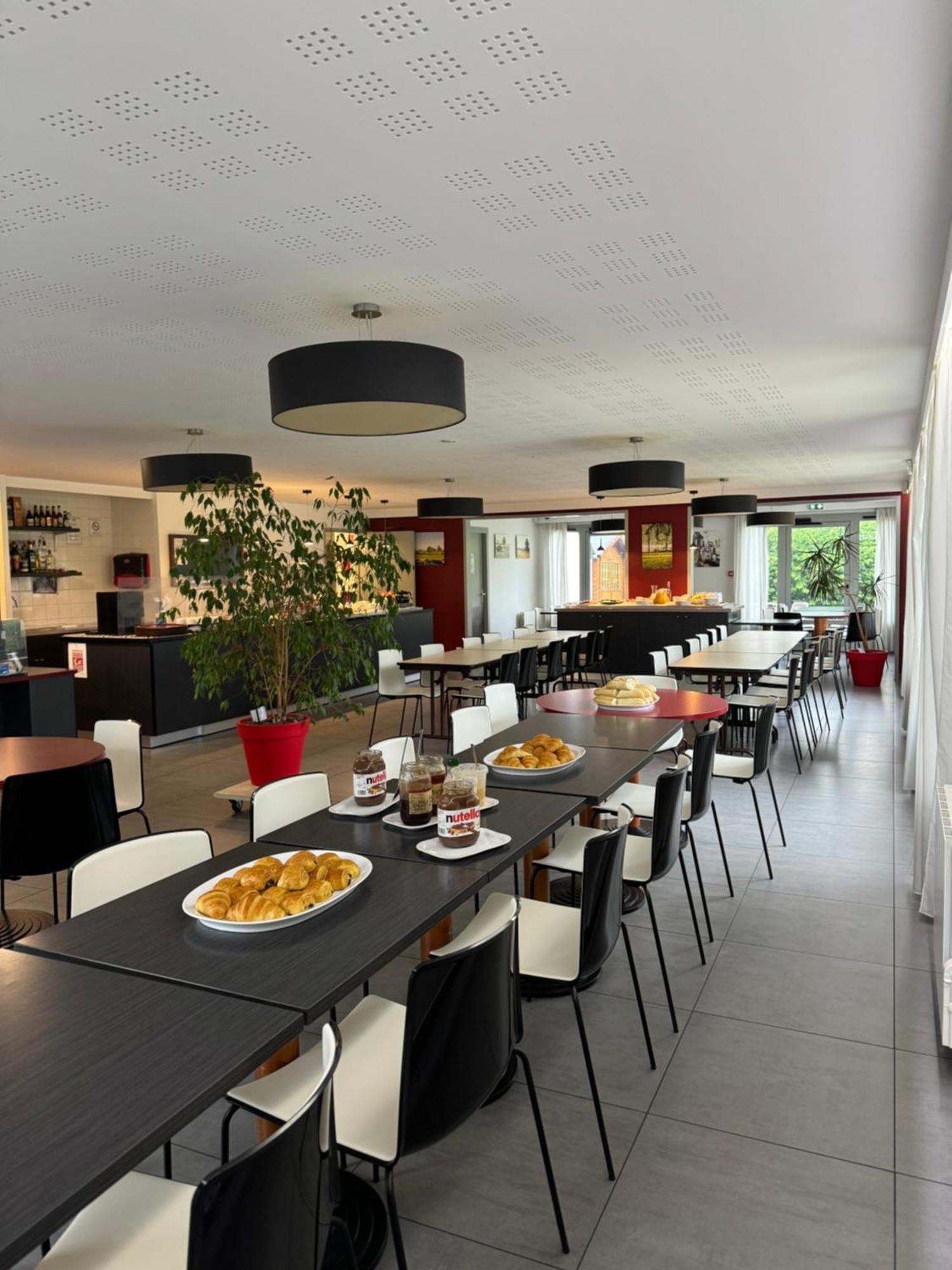 Brit Hotel Mayenne Luaran gambar