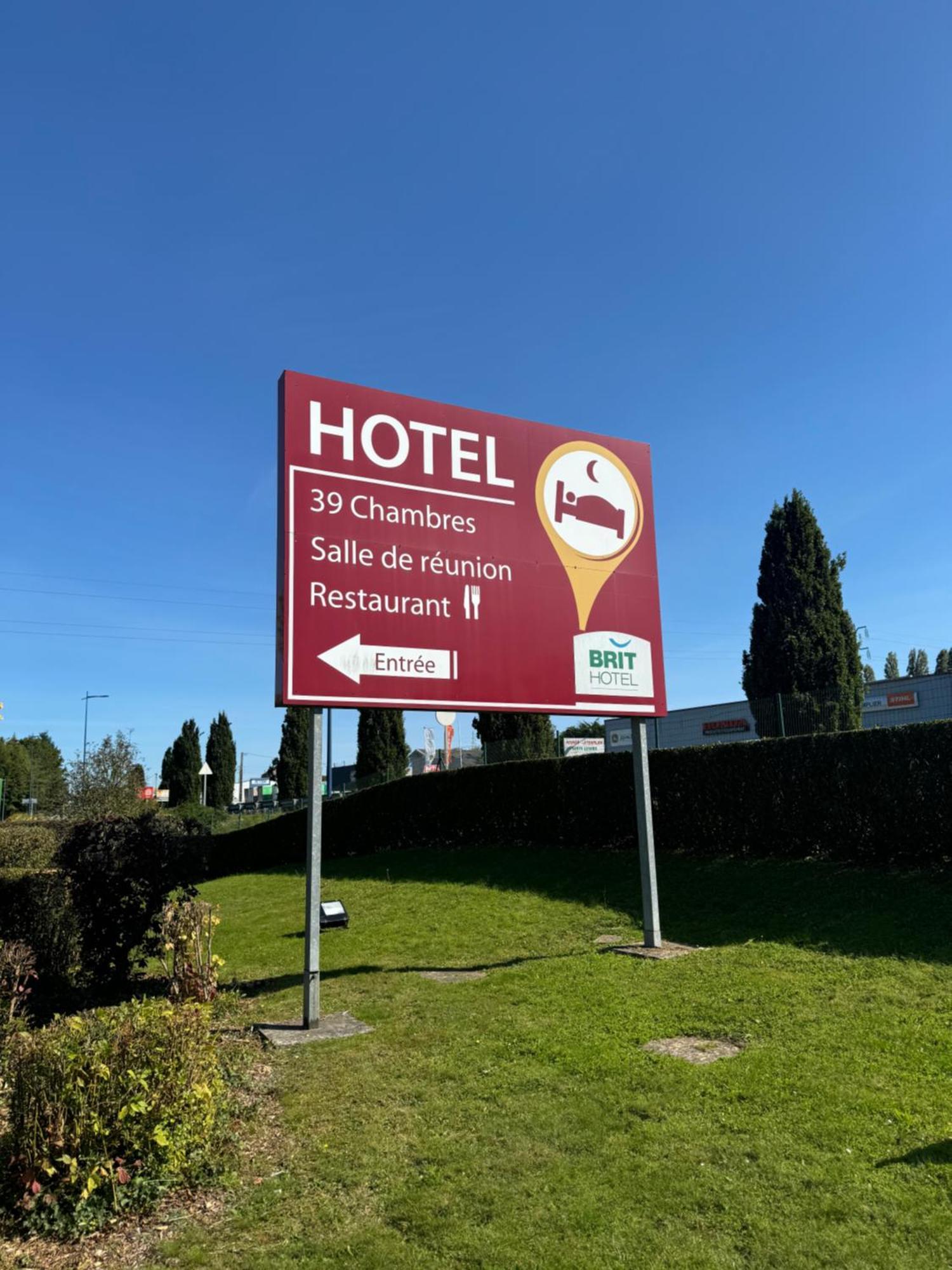 Brit Hotel Mayenne Luaran gambar