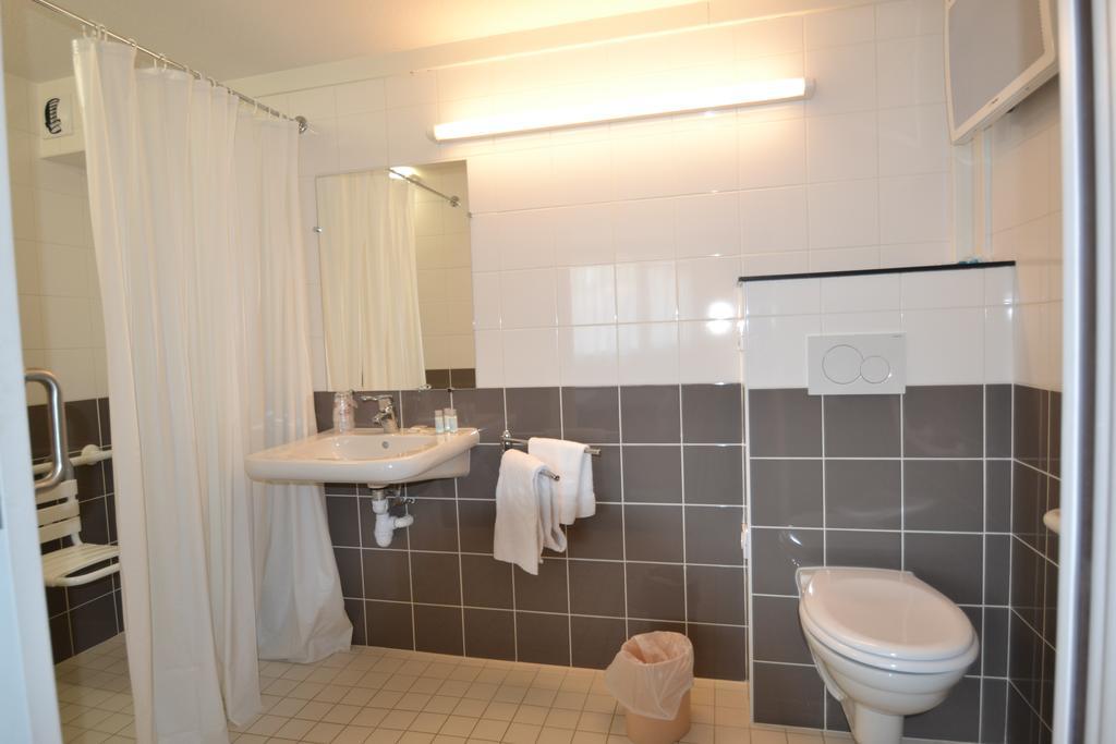 Brit Hotel Mayenne Luaran gambar
