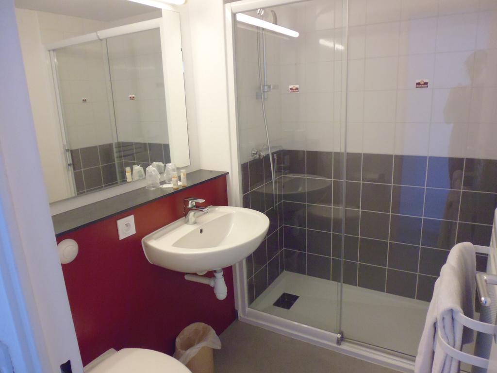 Brit Hotel Mayenne Luaran gambar