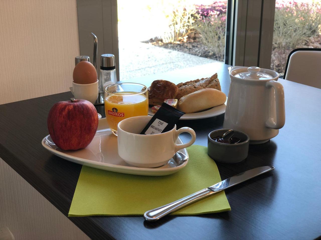 Brit Hotel Mayenne Luaran gambar